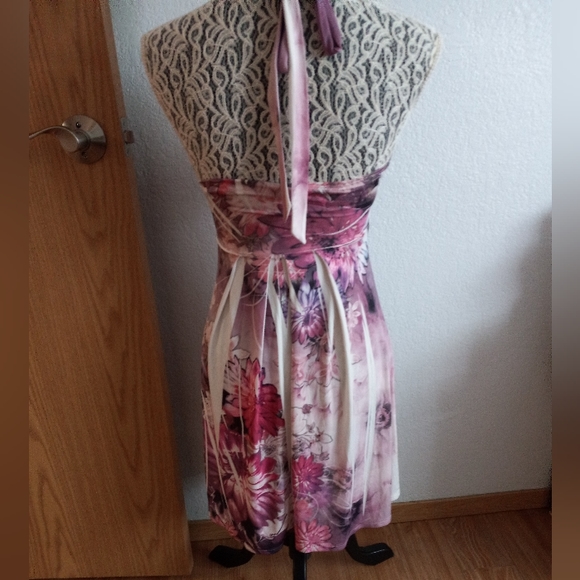 Y2k inspired flowy dress - Picture 3 of 4